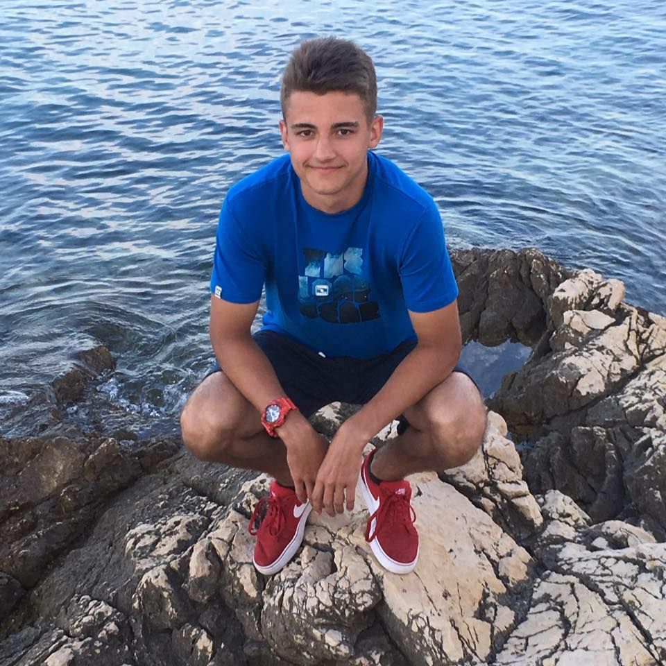 20375920_840620069437589_9071151600414957547_n